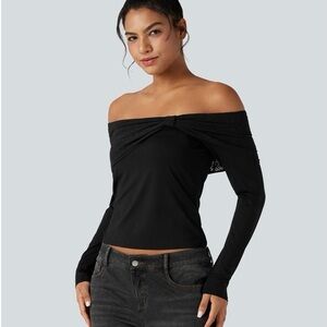 🌸Elegant Black Lace Trim Off-Shoulder Top🖤